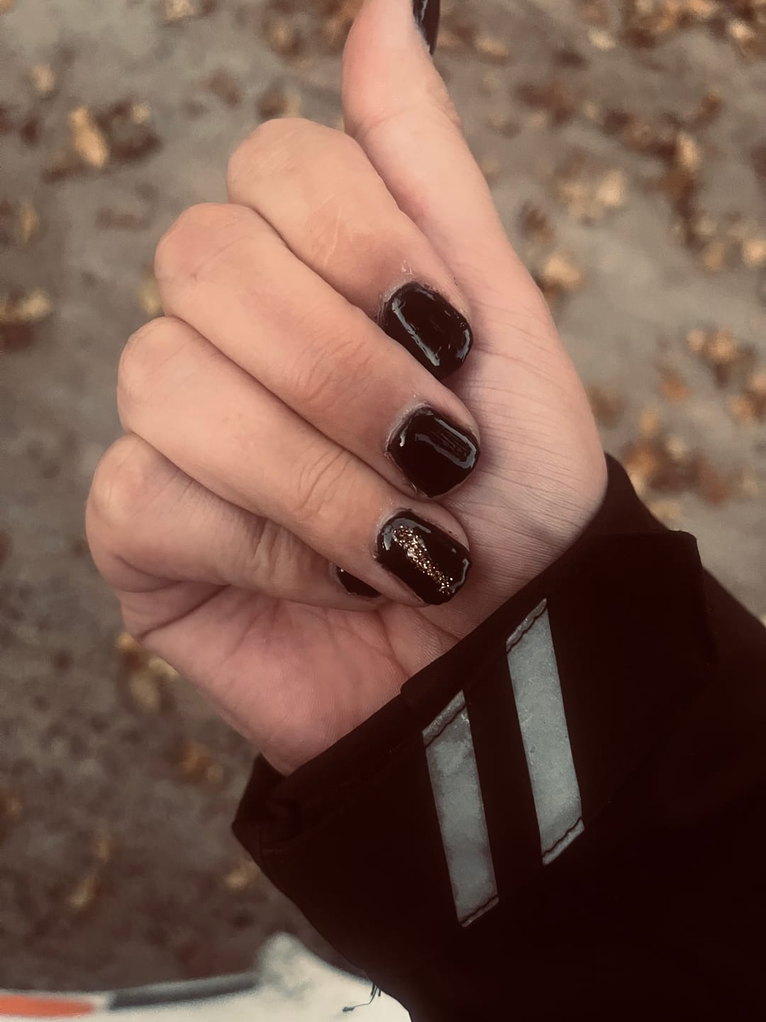 Customer photo review of Sapphire Black Dipping Powder