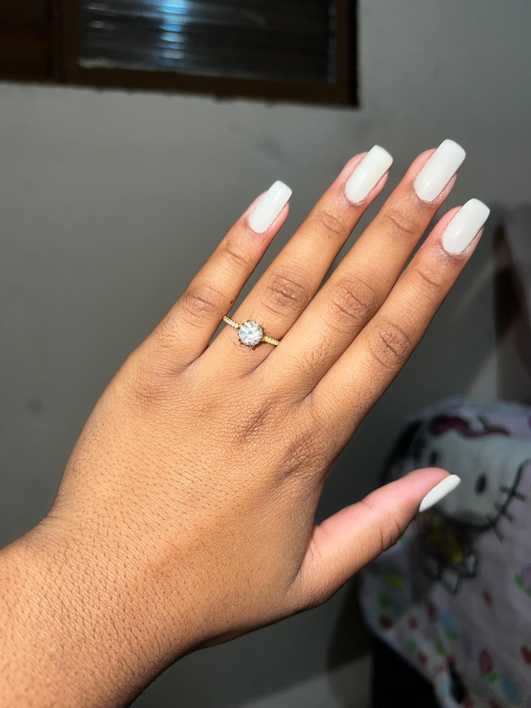 Customer photo review of Anel Solitário Noivado