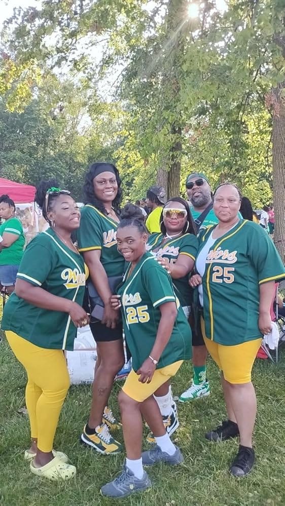 Customer photo review of Custom Baseball Jersey Stitched Personalized Baseball Sports Uniform For Men Women Boy