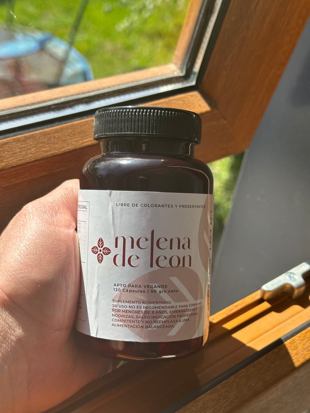 Customer photo review of MELENA DE LEON 120 CAPSULAS PARA 2 MESES (IDINI)
