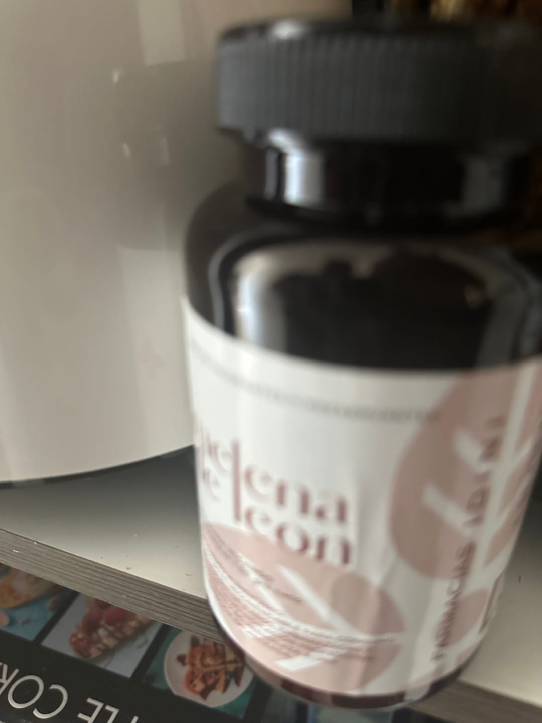 Customer photo review of MELENA DE LEON 120 CAPSULAS PARA 2 MESES (IDINI)