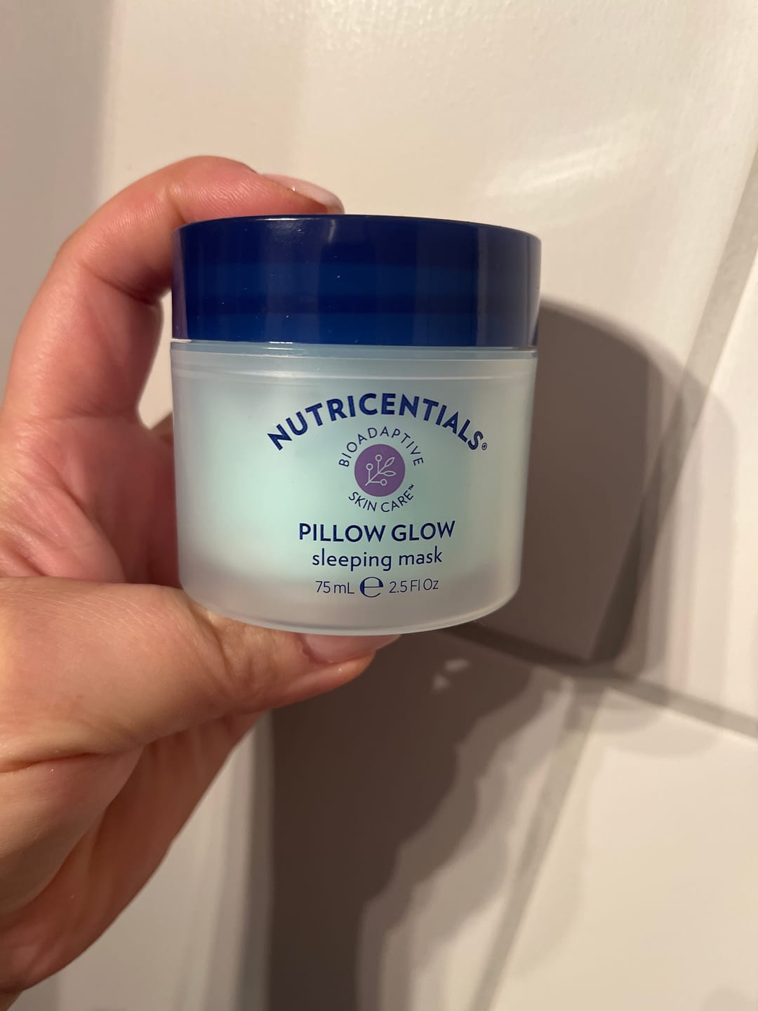 Customer photo review of Pillow Glow Sleeping Maske