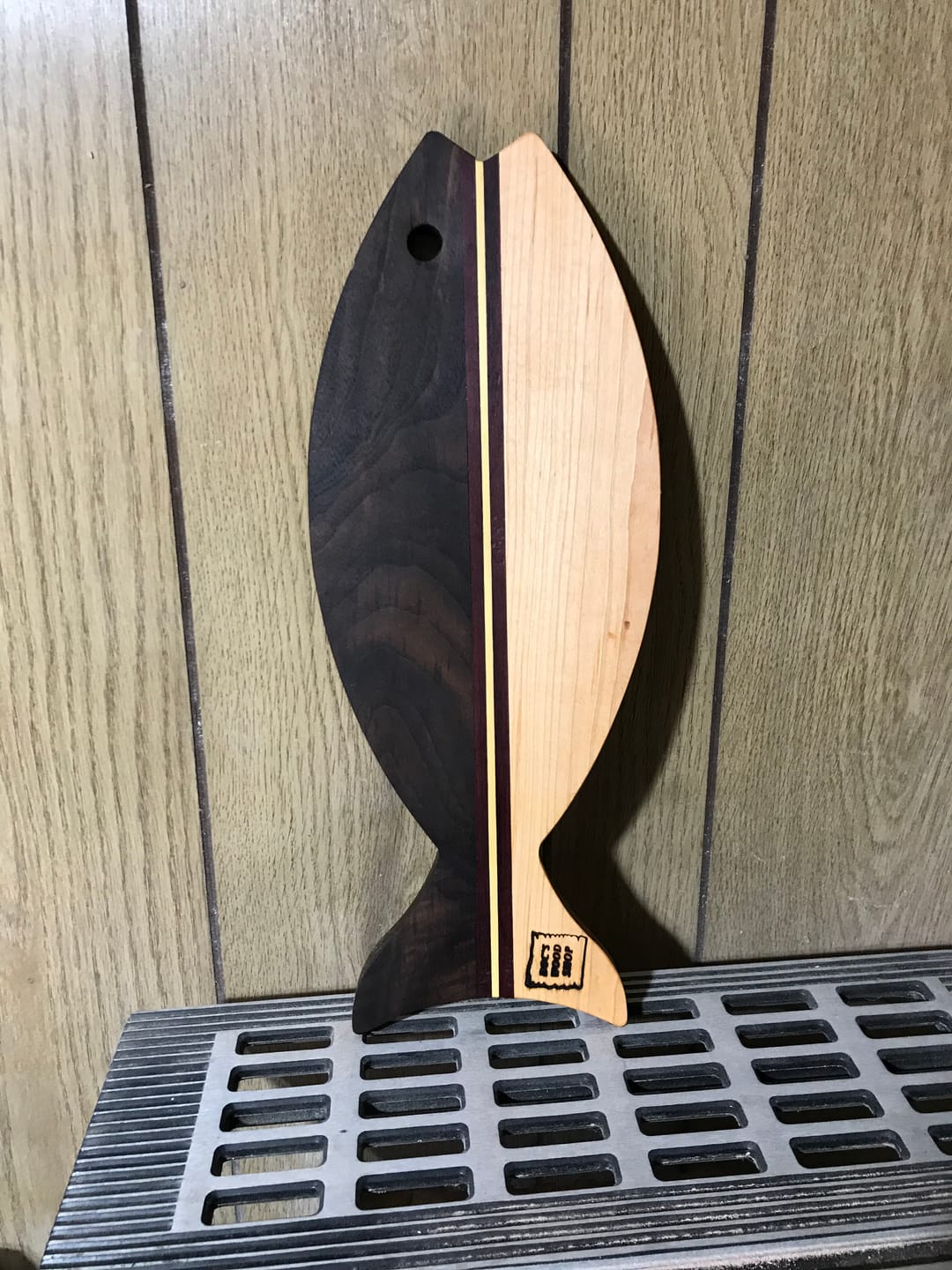 Customer photo review of 18x7" Simple Fish Shaped Serving Board Acrylic Router Template