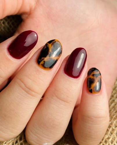 Customer photo review of Esmalte Semipermanente Studios - Bordeaux | Didier Lab - 8 ml