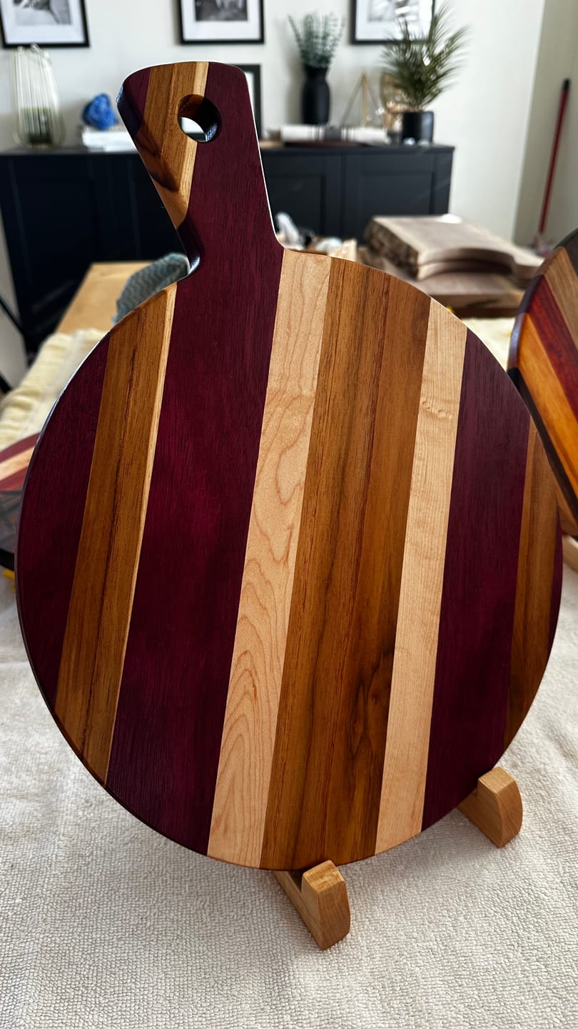 Customer photo review of 15.7x12" Small Round Charcuterie Board With Handle Acrylic Router Template