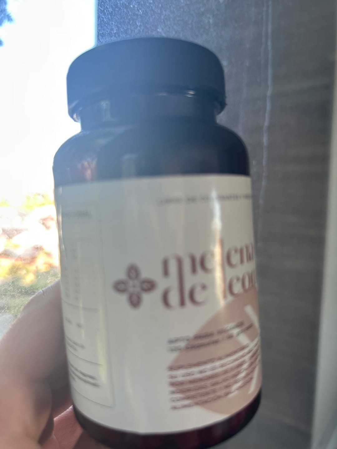 Customer photo review of MELENA DE LEON 120 CAPSULAS PARA 2 MESES (IDINI)