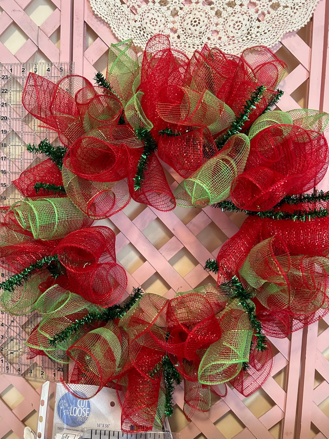 Customer photo review of 15"Wire,25"Oad-Pencil Work Wreath X18 Ties, Red XX750424