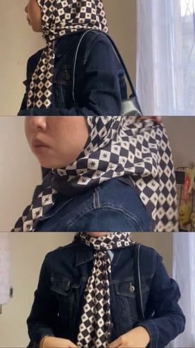 Customer photo review of Monogram Square (Black)