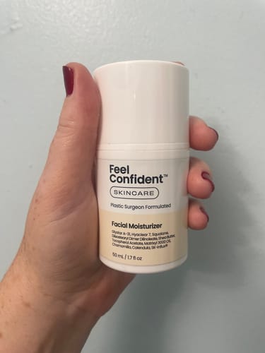 Customer photo review of Facial Moisturizer