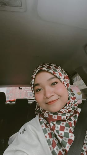 Customer photo review of Monogram Square (Burgundy)