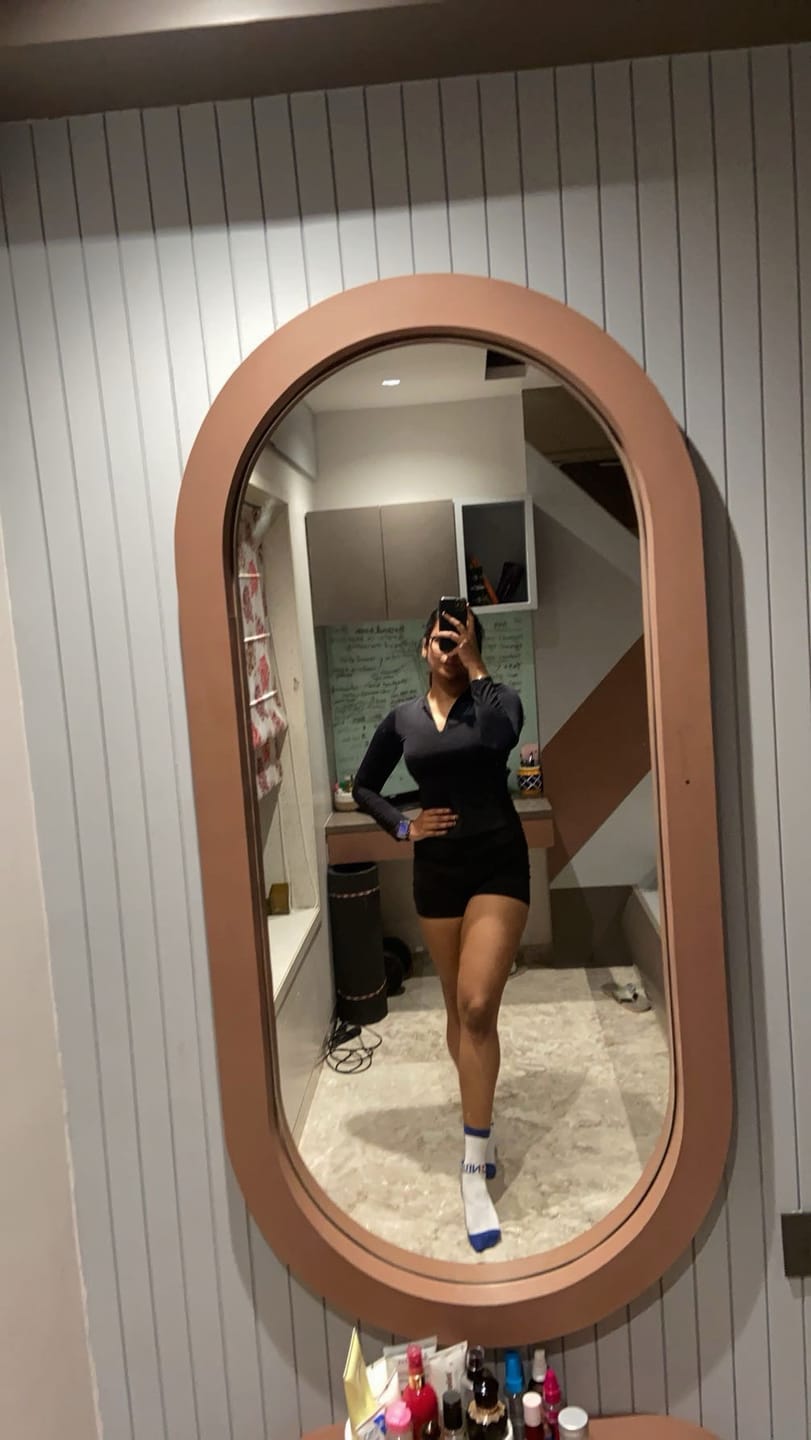 Customer photo review of Aveline Zip-Up Long Sleeve T-Shirt - Black