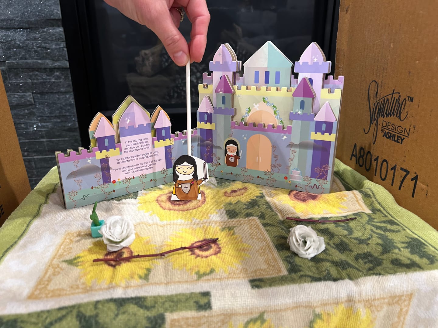 Customer photo review of The Interior Castle of St. Teresa of Avila: A Mini Catholic Primer shaped book