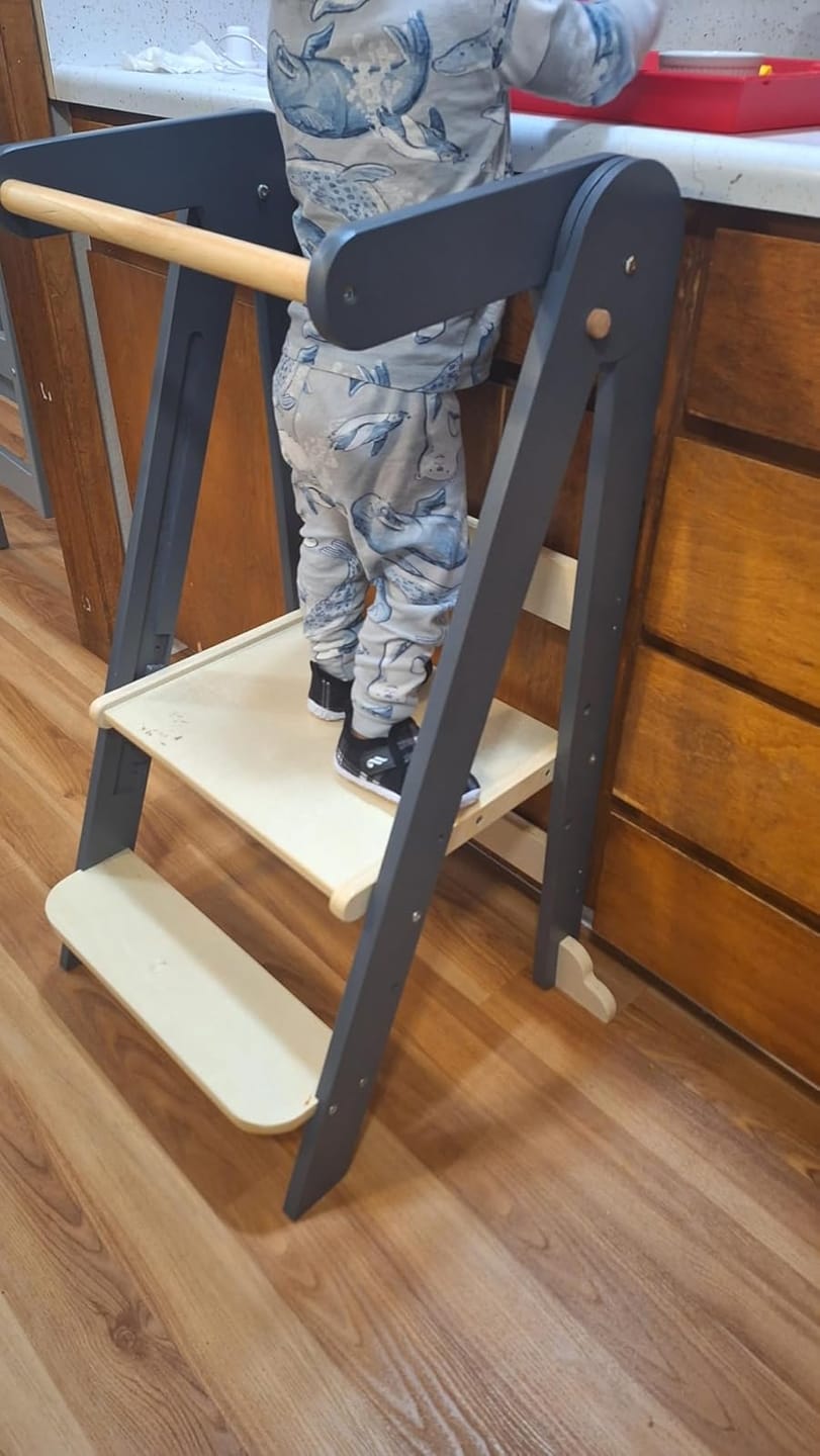 Customer photo review of HARPPA Nordi | Foldable Toddler Tower, Kitchen Stool Helper