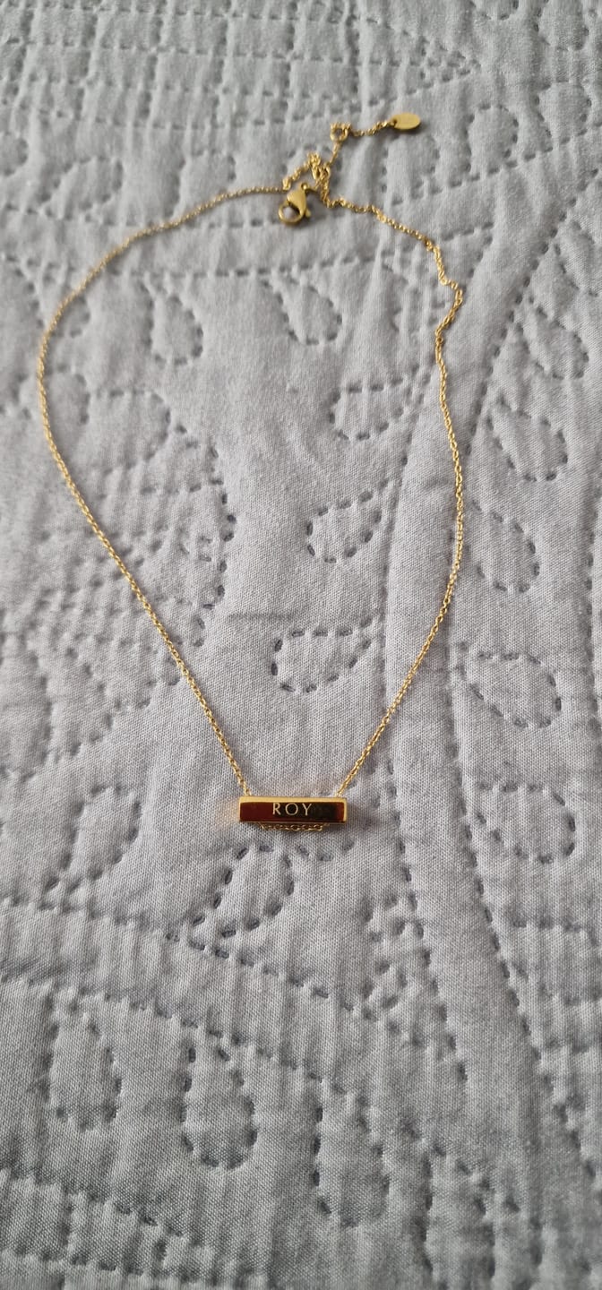 Customer photo review of 2cm Letter Bar Necklace Gold Horizontal