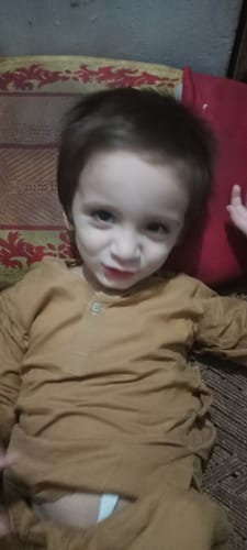 Customer photo review of PONDS DREAM FLOWER PINK LILY TALCUM POWDER 100g