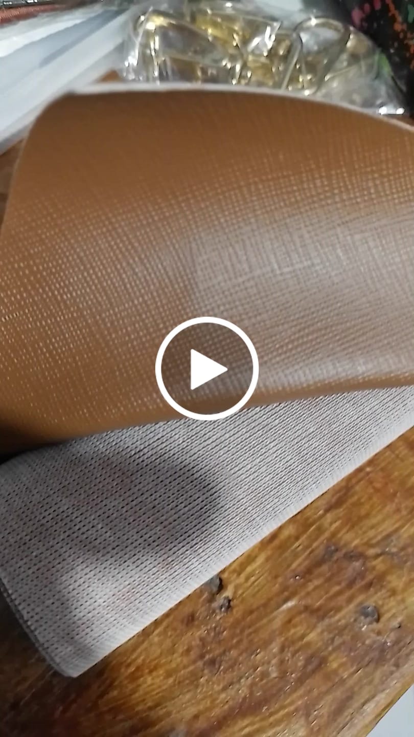 Customer video review of PRADA 0,8MM COM FUNDO MALHA COR CARAMELO