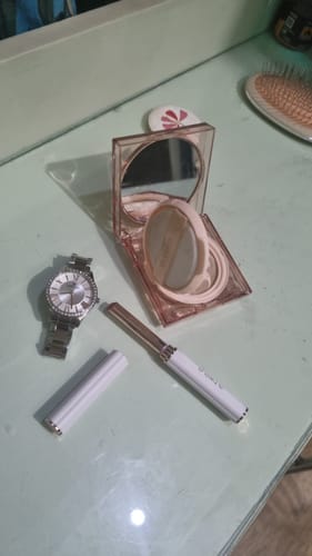 Customer photo review of O.TWO.O MOIST COLOR CHANGING LIP BALM