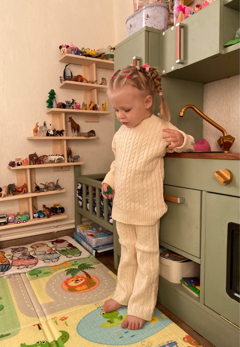 Customer photo review of Solid Knitted Lounge Set