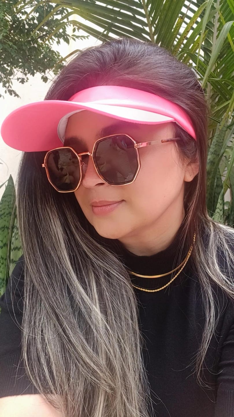 Customer photo review of Mix Colar Melina Banhado em Ouro 18k