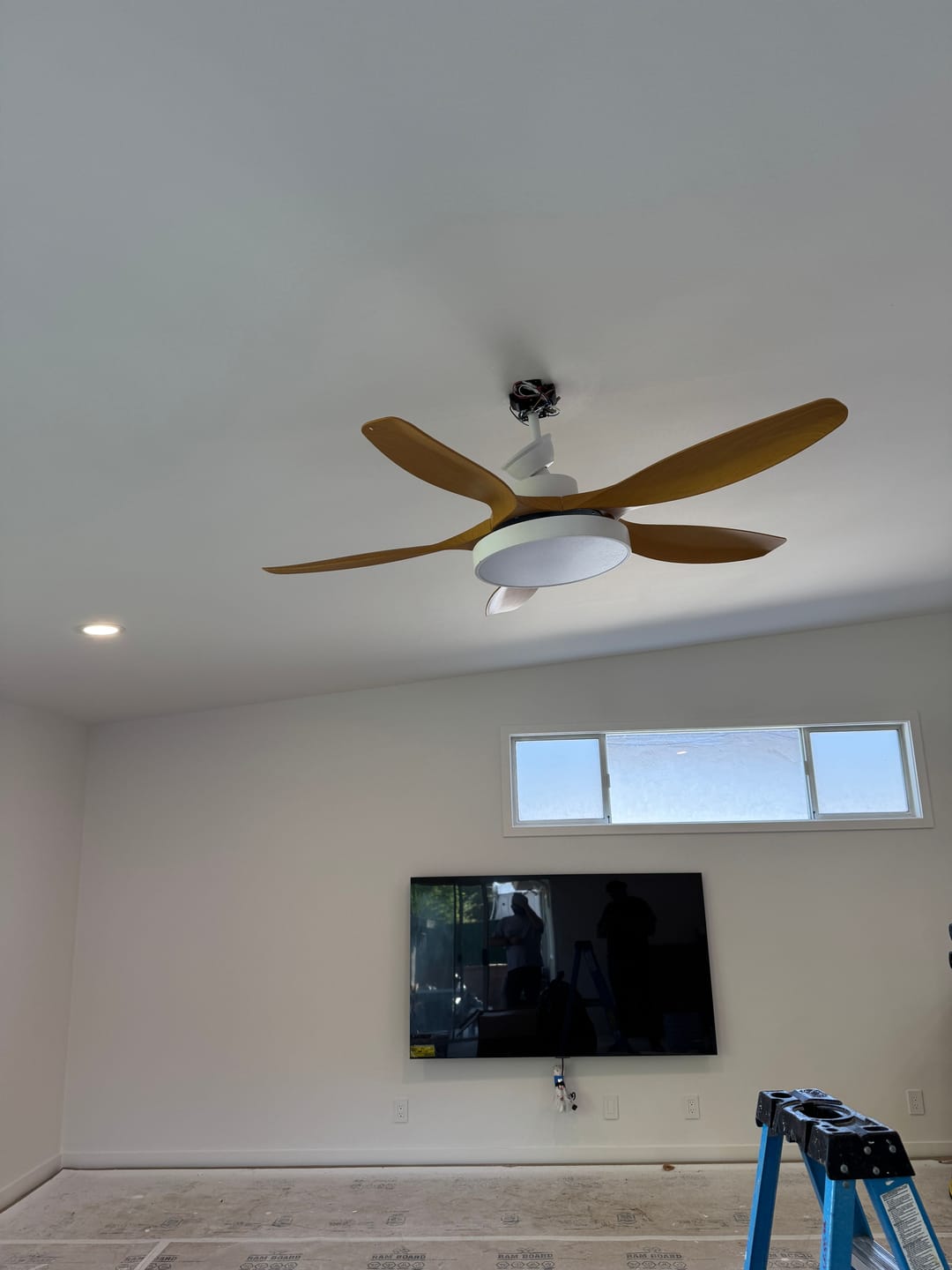 Customer photo review of WOMO Scandi Reversible Ceiling Fan with Light-WM5002