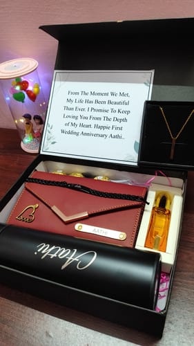 Customer photo review of Pretty Pack Personalized Gift Hamper For Her