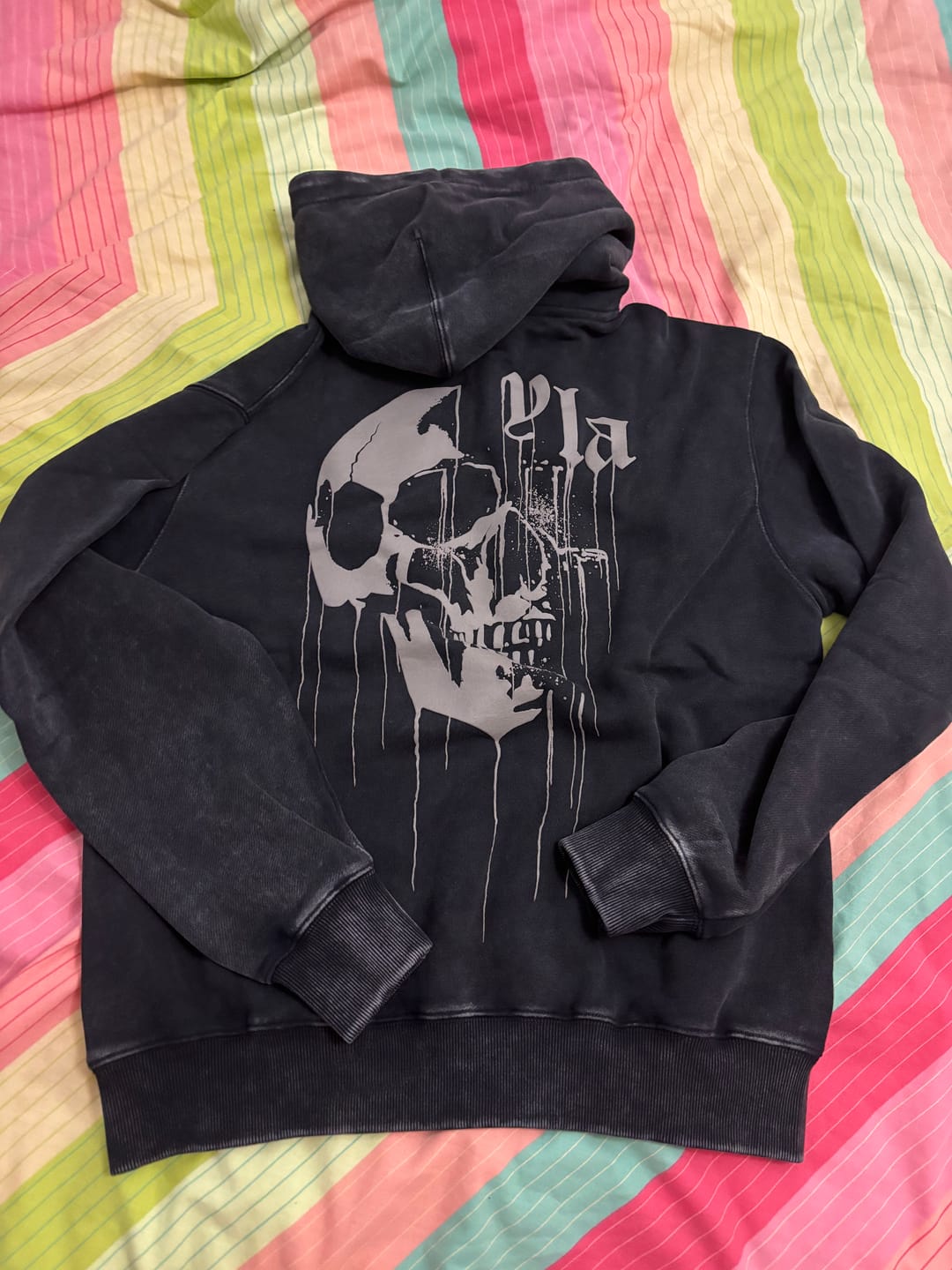Customer photo review of 551 - Drippy Skull Hoodie