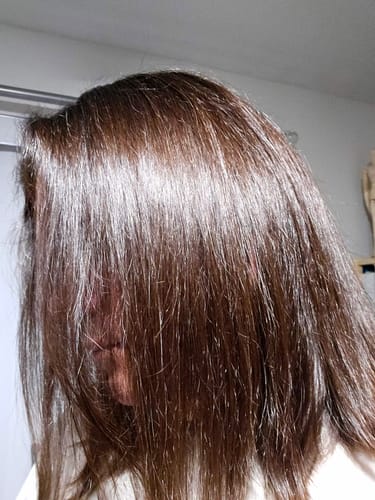 Customer photo review of Weightless Shampoo & Conditioner Subscription