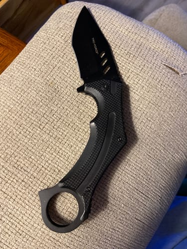 Customer photo review of Spooky Knives Box™