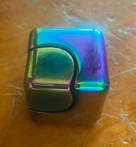 Customer photo review of SQUARE Spinning Cube in window TIN