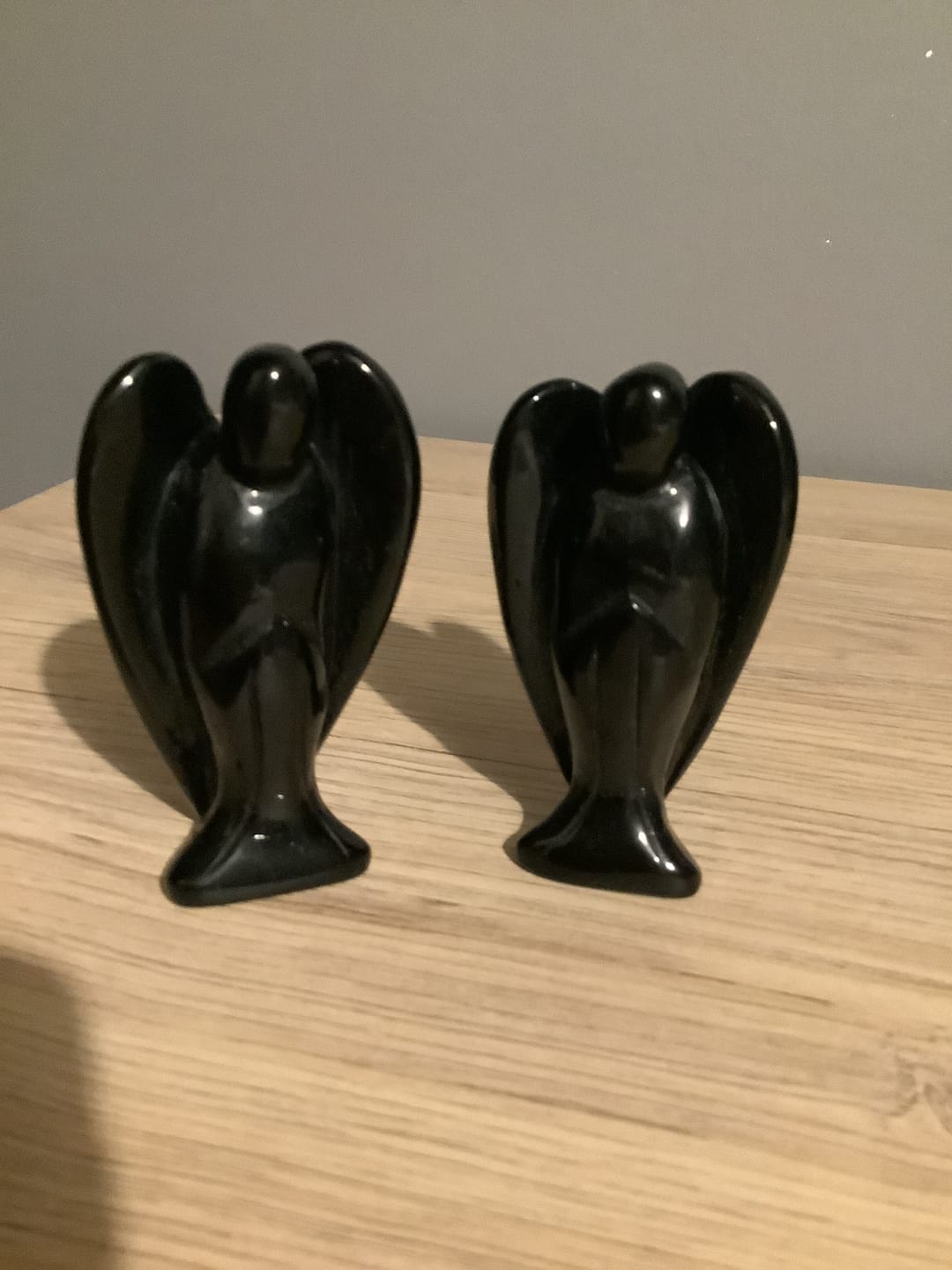 Customer photo review of Statuette "Ange Protecteur" en Pierre Naturelle - hauteur 7 cm