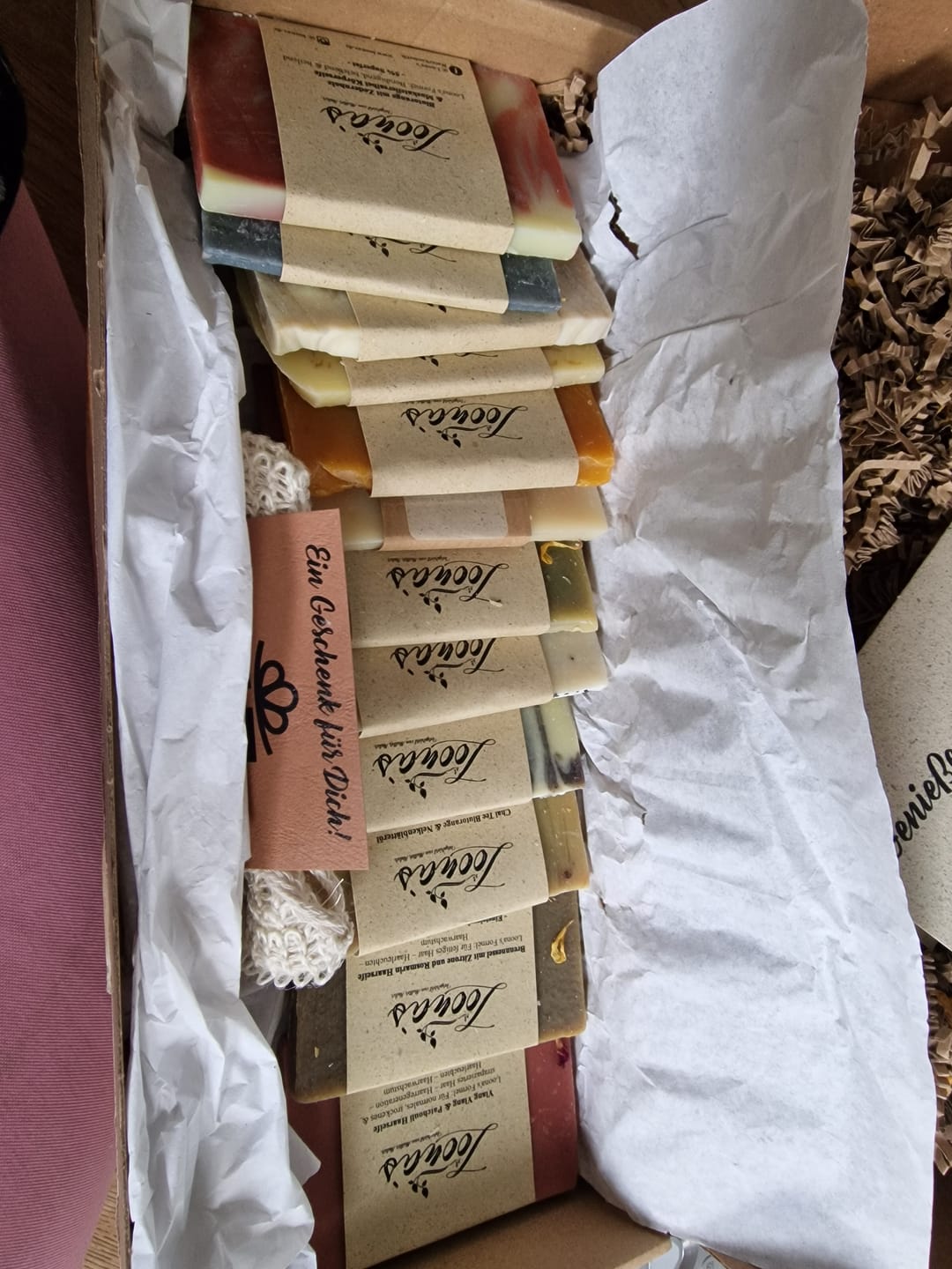 Customer photo review of Loona's SoapSampleBox mit Sisalsäckchen (Probiere alle Düfte)