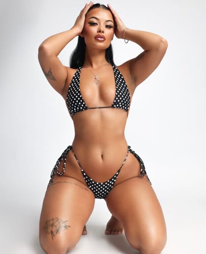 Customer photo review of Pia Top - Polka Dot Black/White