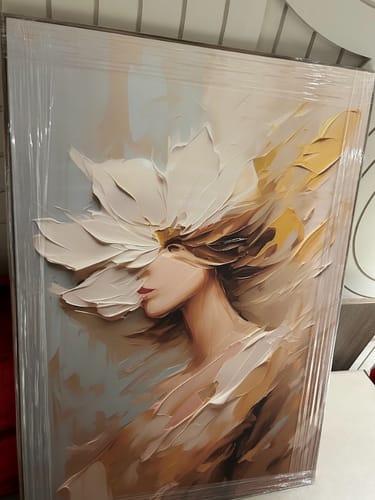 Petals and Persona Canvas Painting Review