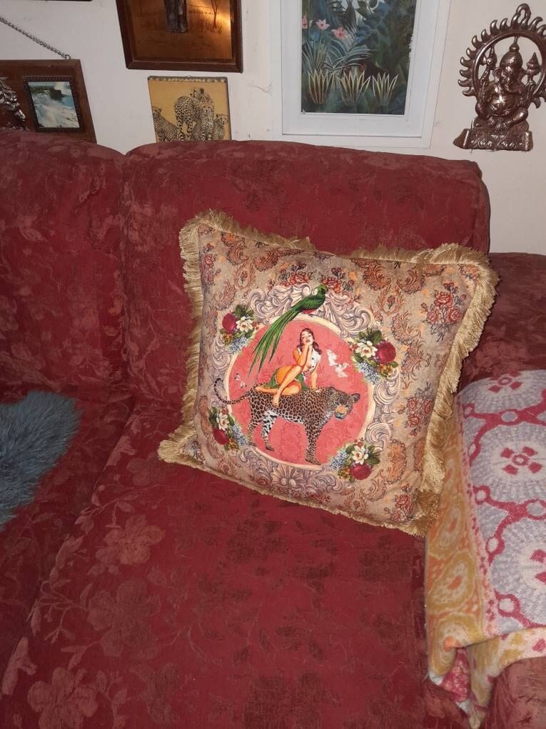 Customer photo review of Alice Cushion