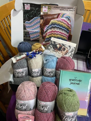 Customer photo review of 2024 Special Edition Blanket Knitting/Crochet Box!