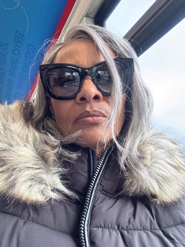 Customer photo review of Luvwin 5x5 Salt And Pepper Glueless Gray Color Pre-Cut Lace Layered Cut Straight Bob Wig 100% Human Hair