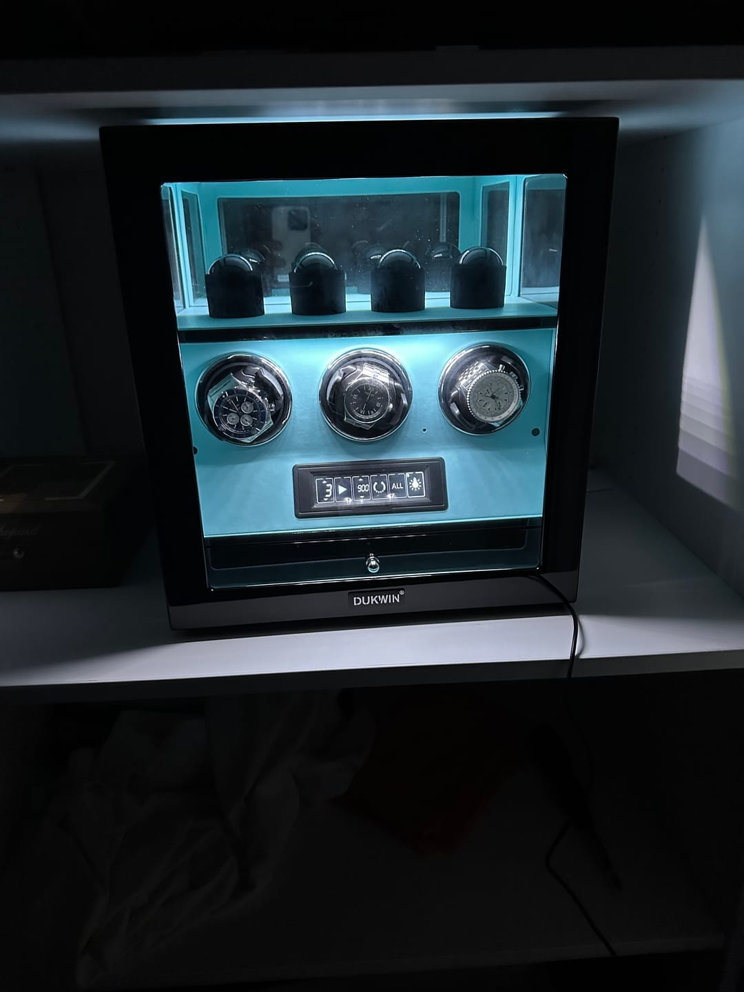 Customer photo review of Patented Design Watch Winders with Watch Holder Fingerprint Lock Ultra Quiet Motor