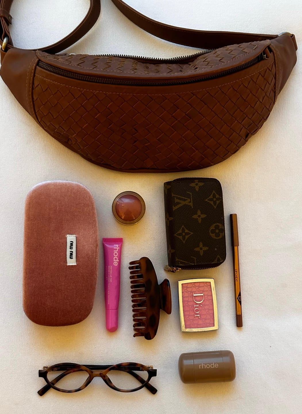 Customer photo review of Woven Atlas - Tan