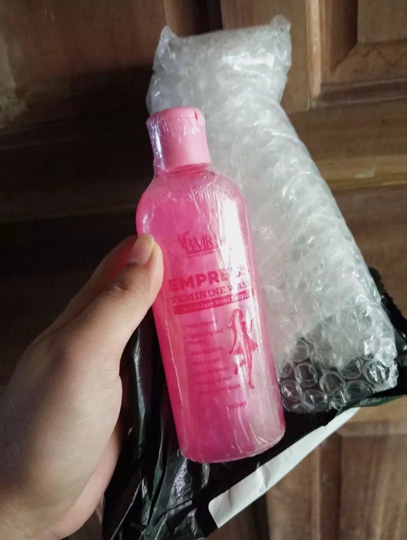 Customer photo review of BMRS INTIMATE WASH Fresh All Day for Women Empress 150ml