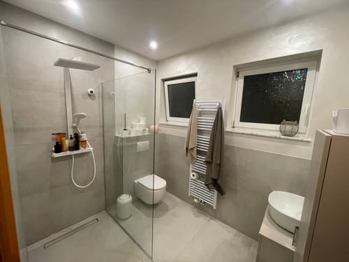 Customer photo review of SONNI Walk In/ Begehbare Dusche Duschabtrennung Duschwand Nano Klarglas Glasstärke 8mm Breite 70-120cm