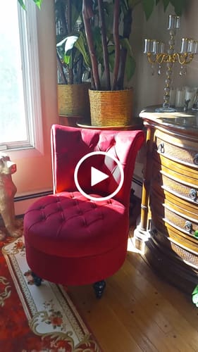 Customer video review of Malik Tufted Velvet Slipper Accent Chair