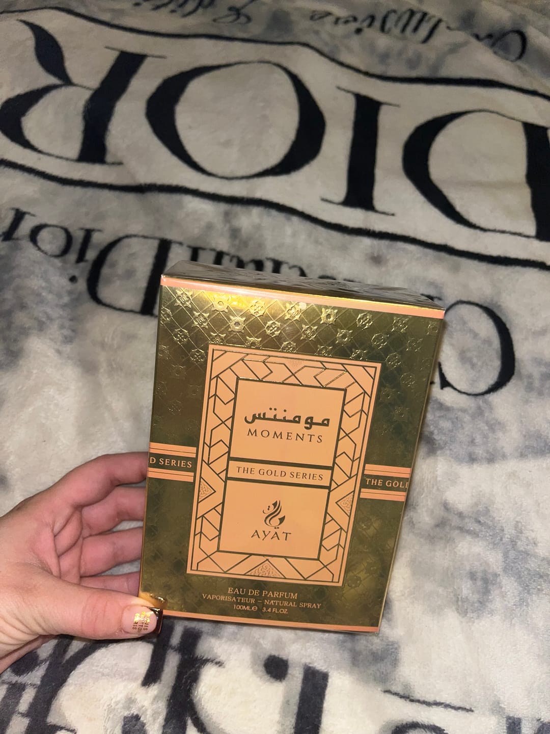 Customer photo review of MOMENTS – WITH FREE 6ML PERFUME OIL