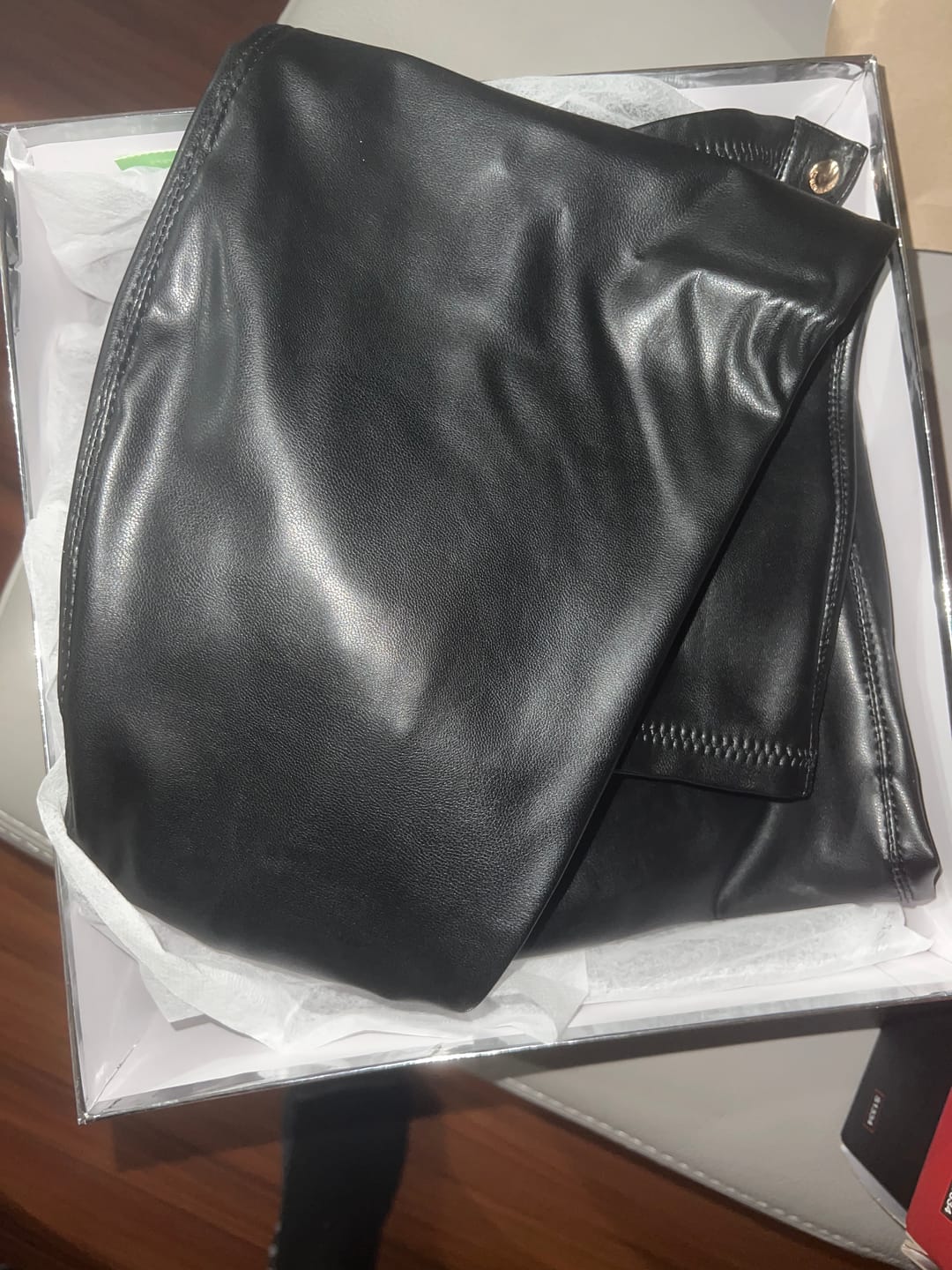 Customer photo review of ASHLAND-BLACK 4 WAY STRETCH PLATFORM BOOT
