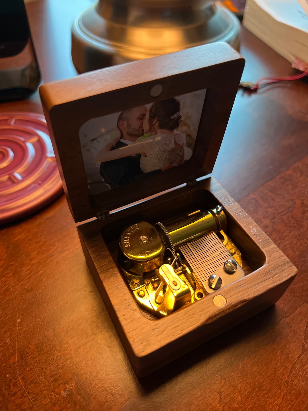 Customer photo review of *NEW* Custom Wind-up Music Box - Choose any song or tune