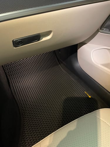 Customer photo review of Dywaniki samochodowe na zamówienie - Przód i tył