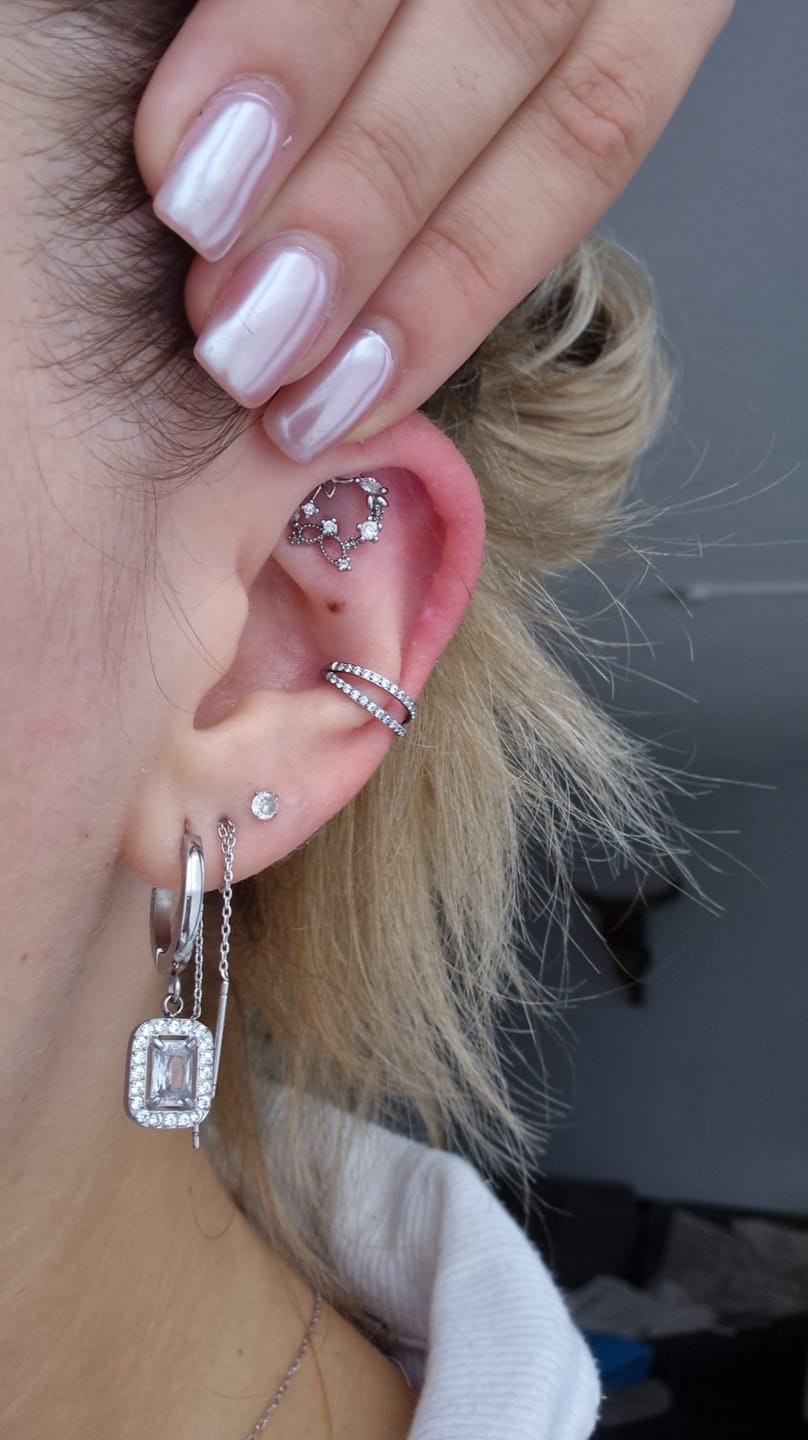 Customer photo review of Viviene Ohrringe | 18K vergoldet
