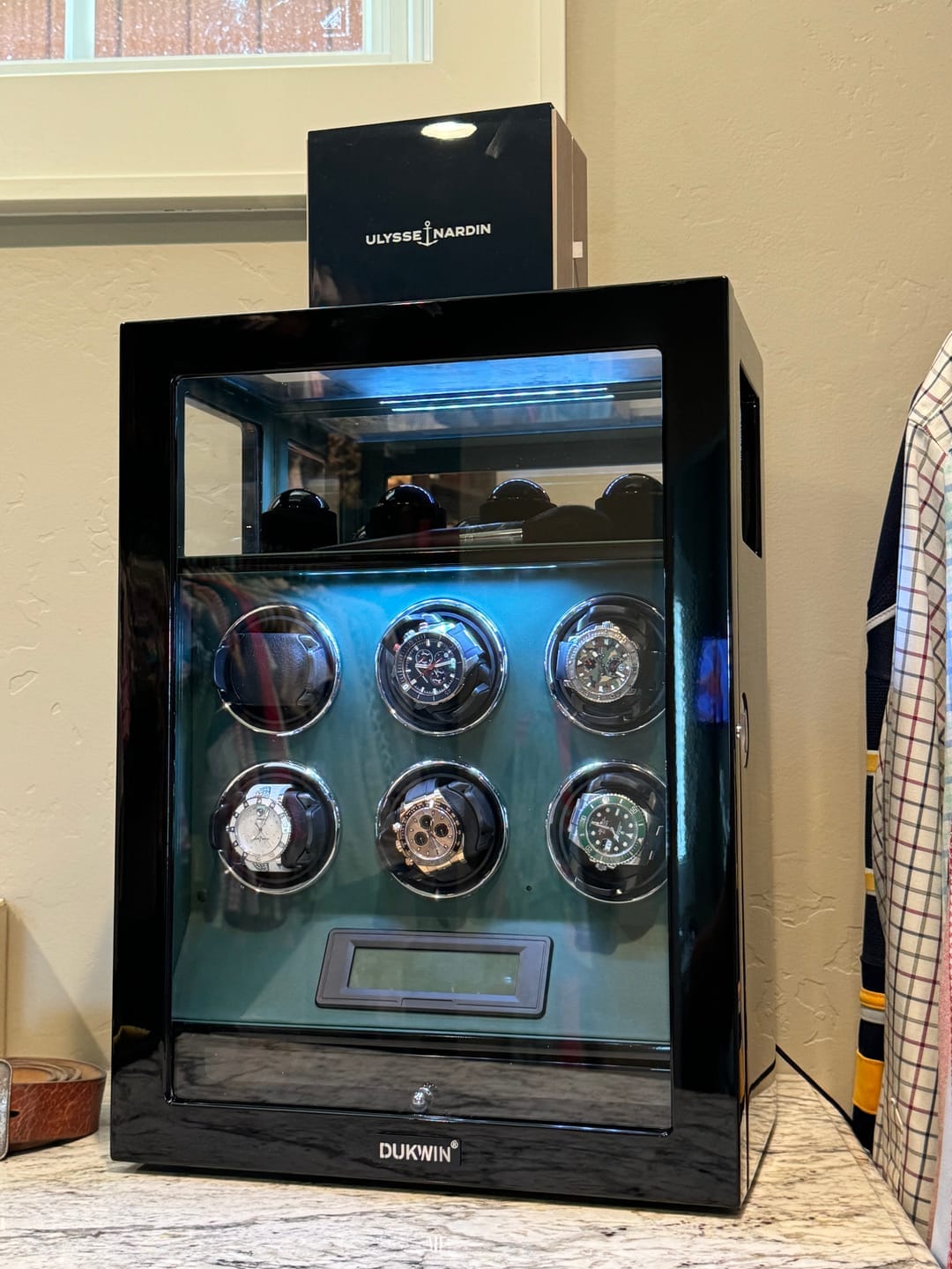Customer photo review of Patented Design Watch Winders with Watch Holder Fingerprint Lock Ultra Quiet Motor
