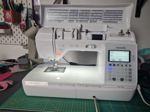 Marie B. review of BROTHER Innovis NV1100 image 1 out of 1