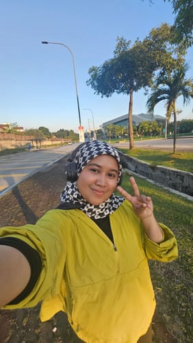 Customer photo review of Monogram Square (Black)