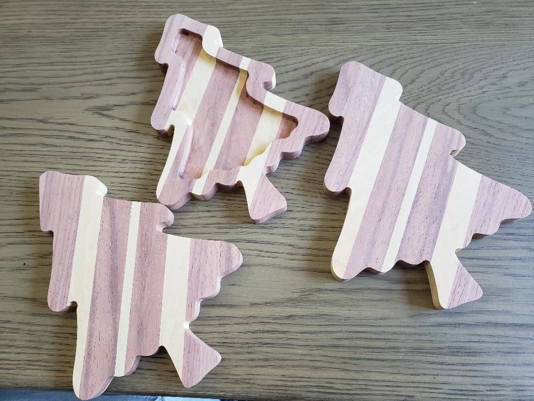 Customer photo review of 9.0x6.5" Christmas Tree Tray 1 Acrylic Router Template [Limited Edition]